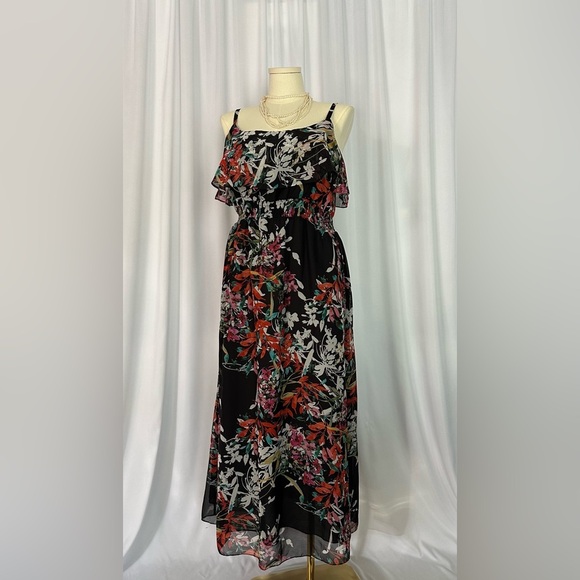 Studio JPR Black and Red Floral Maxi Dress and Elastic Waist (652) - Picture 1 of 11